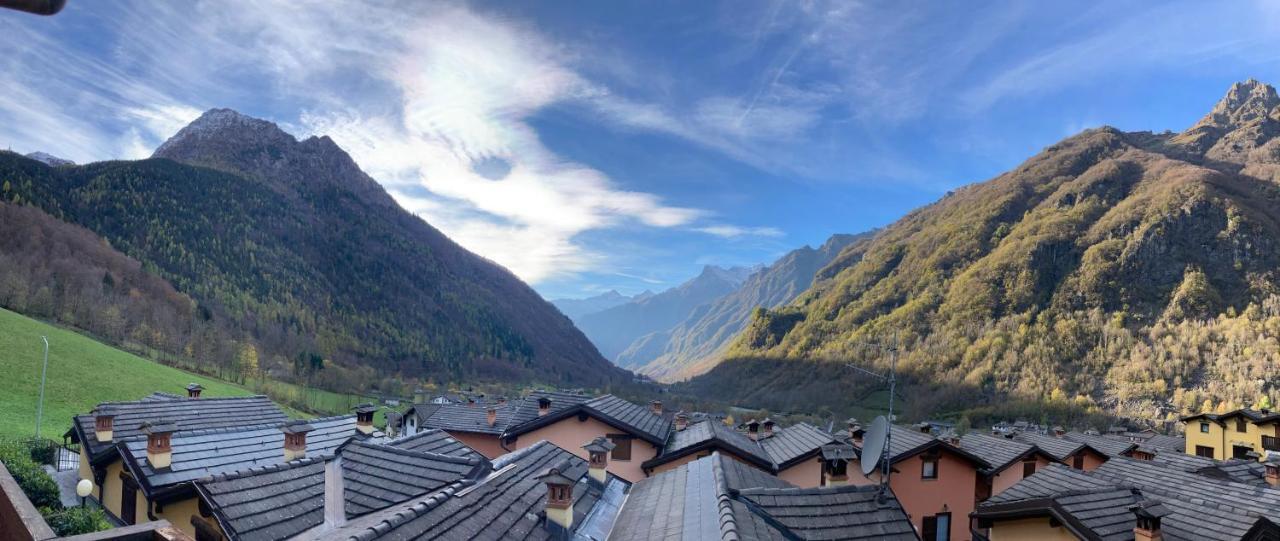 Finestra Sulle Alpi Orobie Lägenhet Valbondione Exteriör bild